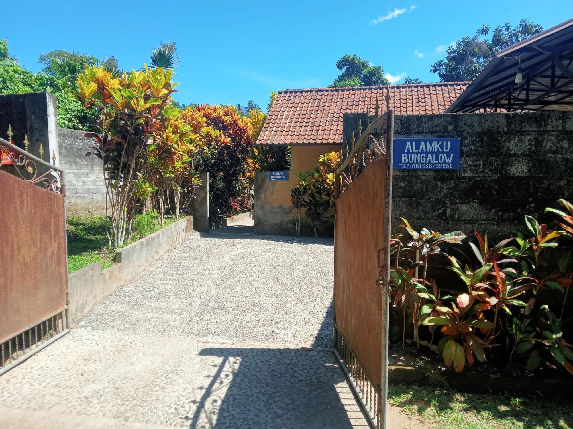 Alamku Bungalow Karangasem  Luaran gambar