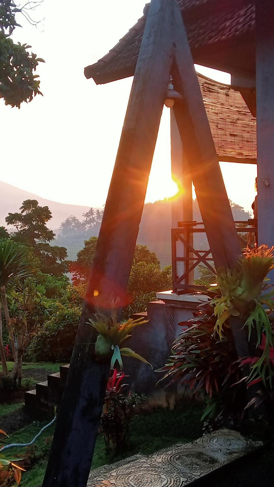Alamku Bungalow Karangasem  Luaran gambar
